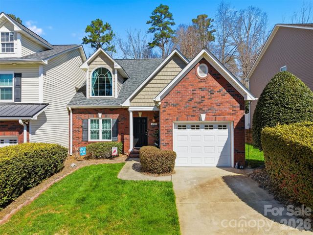 4762 Braxton Gate Lane, Hickory, NC 28602