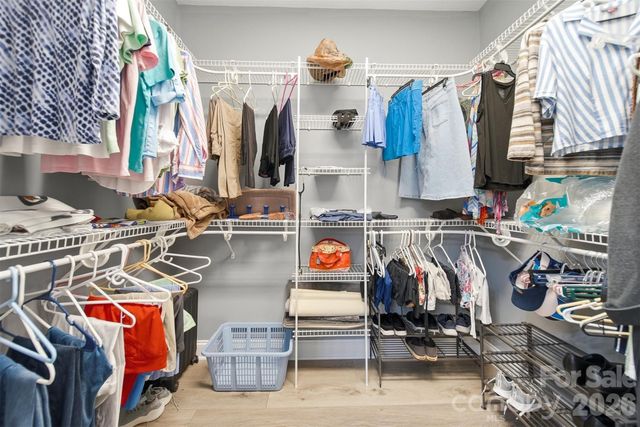 4762 Braxton Gate Lane, Hickory, NC 28602