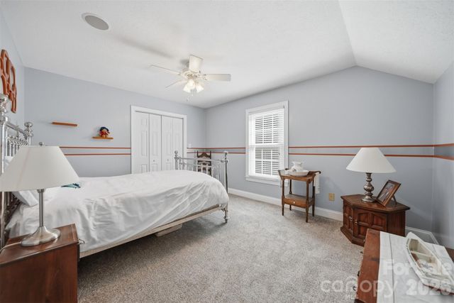 4762 Braxton Gate Lane, Hickory, NC 28602