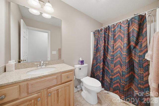 4762 Braxton Gate Lane, Hickory, NC 28602