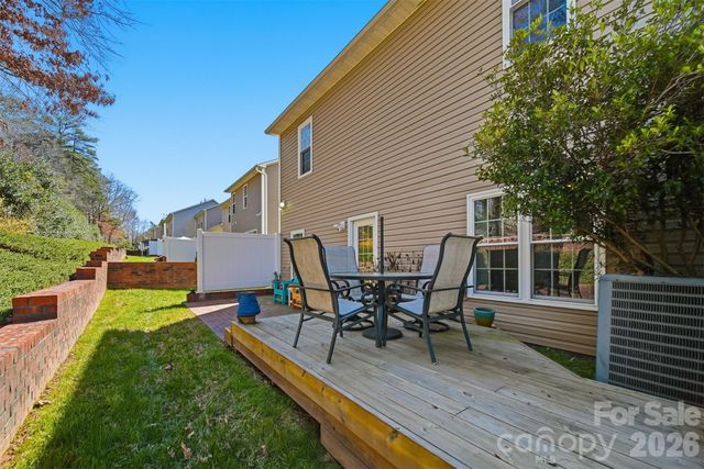 4762 Braxton Gate Lane, Hickory, NC 28602