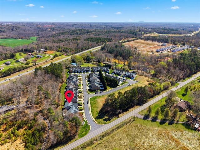 4762 Braxton Gate Lane, Hickory, NC 28602