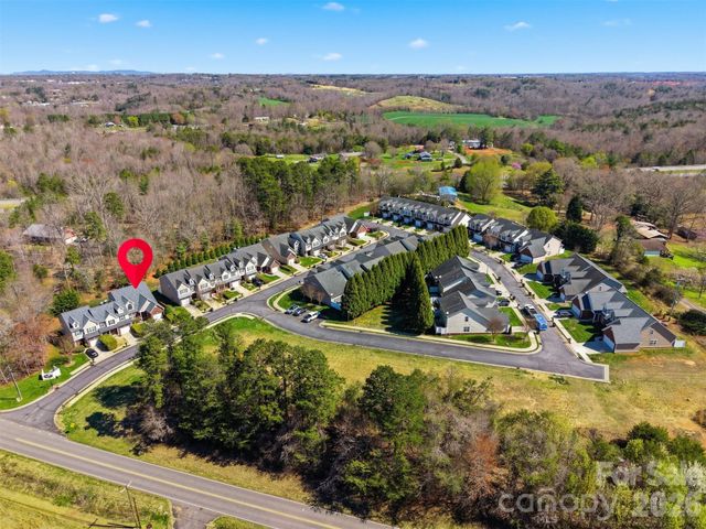 4762 Braxton Gate Lane, Hickory, NC 28602