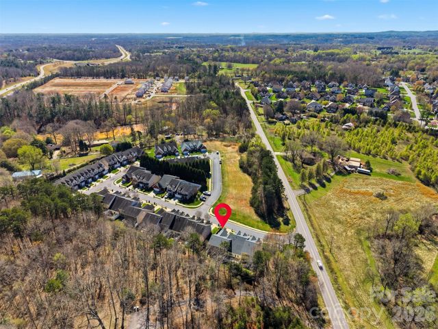 4762 Braxton Gate Lane, Hickory, NC 28602