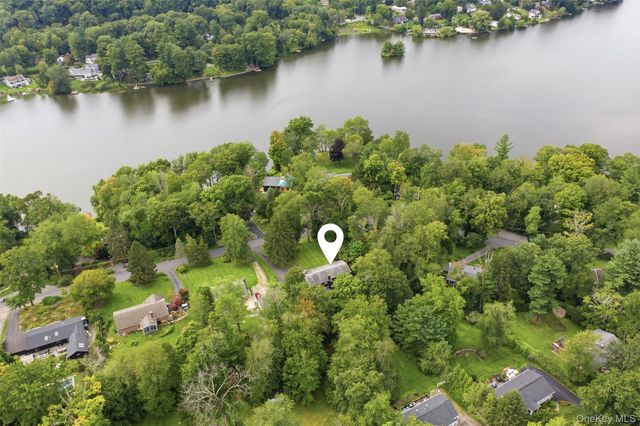 46 Truesdale Lake Drive, South Salem, NY 10590