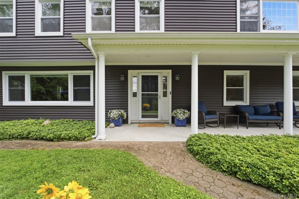 46 Truesdale Lake Drive, South Salem, NY 10590 — photo 3