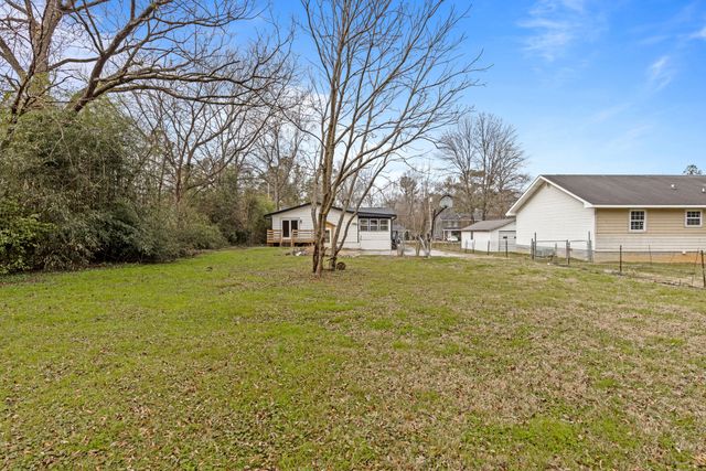 1114 Mcbrien Rd, Chattanooga, TN 37412