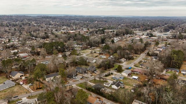 1114 Mcbrien Rd, Chattanooga, TN 37412