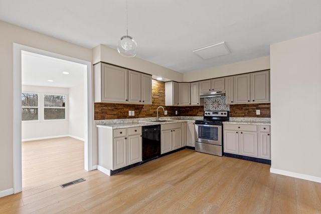 1114 Mcbrien Rd, Chattanooga, TN 37412