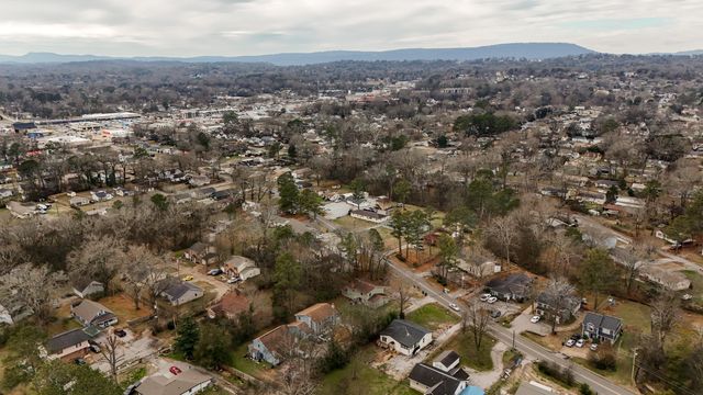 1114 Mcbrien Rd, Chattanooga, TN 37412