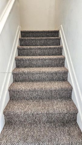 470 NE 194th Ter 470, Miami, FL 33179