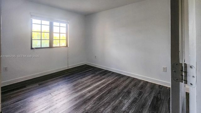 470 NE 194th Ter 470, Miami, FL 33179