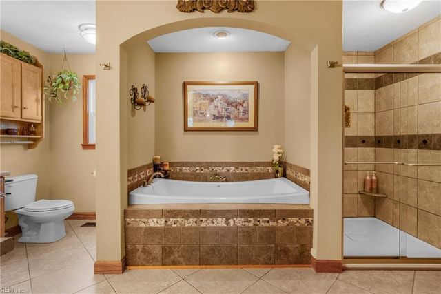 2224 Spring Run CT, Virginia Beach, VA 23454