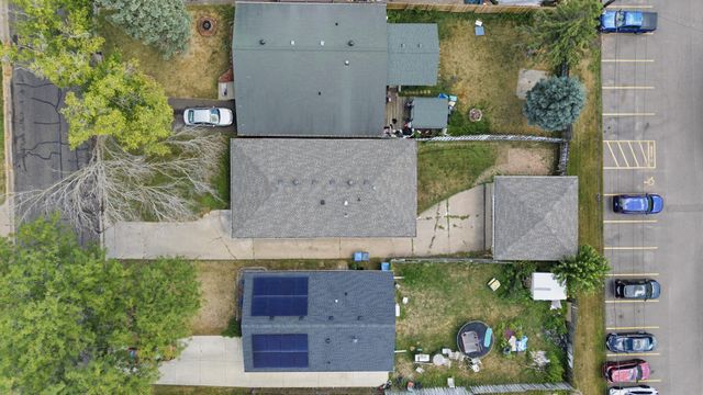 2336 12th Avenue E, North Saint Paul, MN 55109