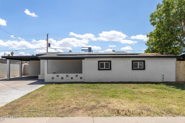 7601 W SHEILA Lane, Phoenix, AZ 85033