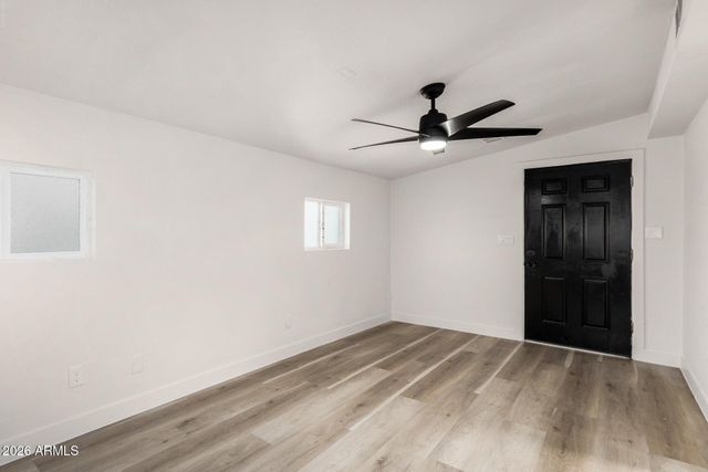 7601 W SHEILA Lane, Phoenix, AZ 85033