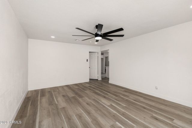 7601 W SHEILA Lane, Phoenix, AZ 85033