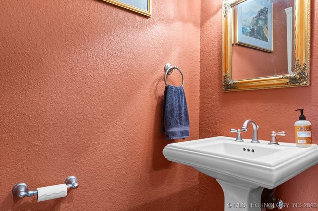 575 Majestic Hills, Ardmore, OK 73401