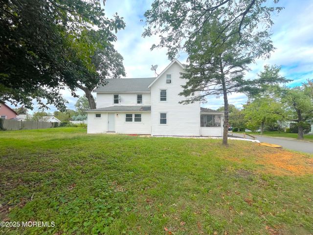 113 Jaynes Avenue, Island Heights, NJ 08732