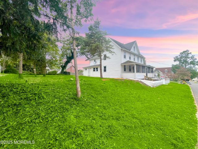 113 Jaynes Avenue, Island Heights, NJ 08732