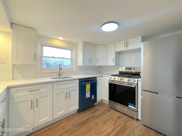 113 Jaynes Avenue, Island Heights, NJ 08732