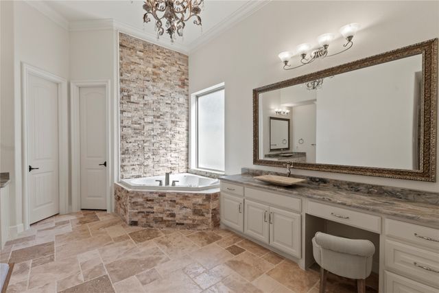 204 Pinnacle Club Place, Mabank, TX 75156