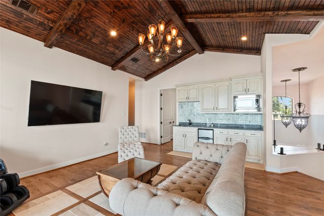 204 Pinnacle Club Place, Mabank, TX 75156