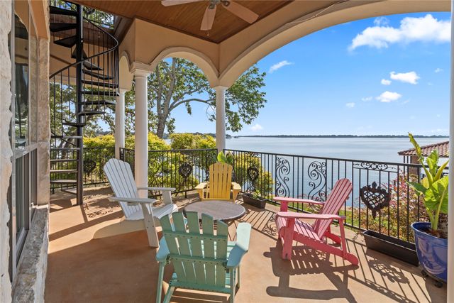 204 Pinnacle Club Place, Mabank, TX 75156