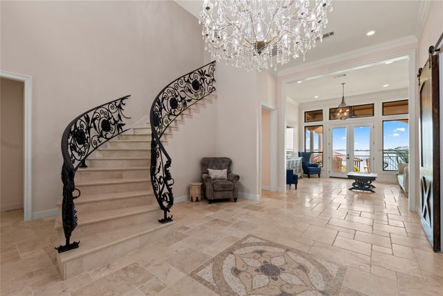 204 Pinnacle Club Place, Mabank, TX 75156
