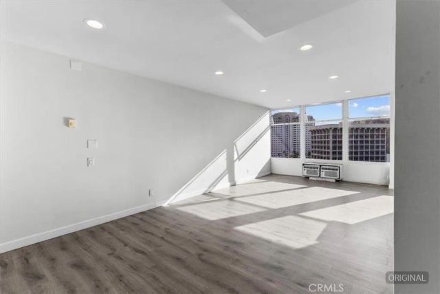 100 Atlantic 1115, Long Beach, CA 90802