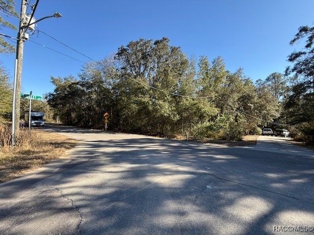 112 N Bauer Road, Lecanto, FL 34461