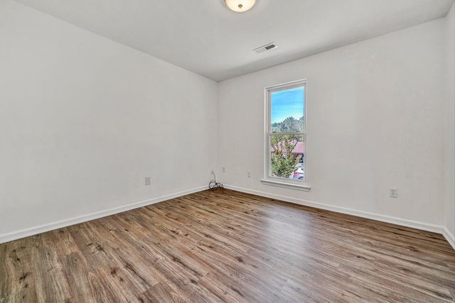 4727 Horseman DR NE, Roanoke, VA 24019