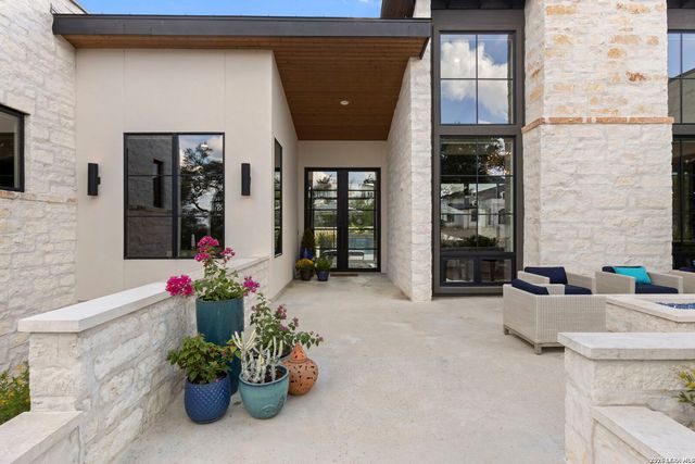 11227 KENDALL CYN, San Antonio, TX 78255