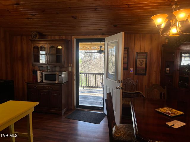 306 Black Hill Drive, Coeburn, VA 24230