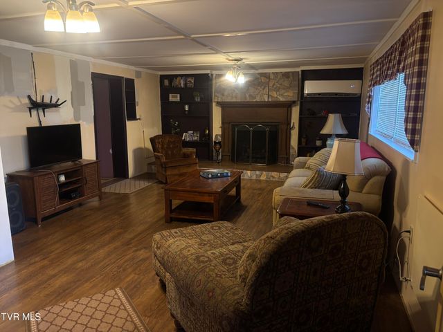 306 Black Hill Drive, Coeburn, VA 24230