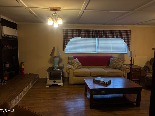 306 Black Hill Drive, Coeburn, VA 24230