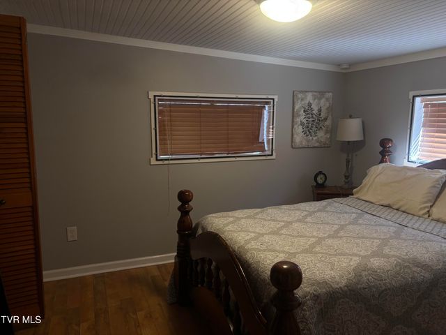 306 Black Hill Drive, Coeburn, VA 24230