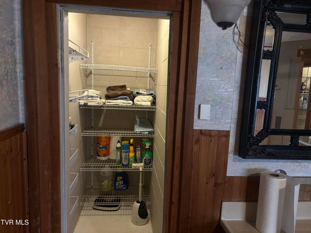 306 Black Hill Drive, Coeburn, VA 24230