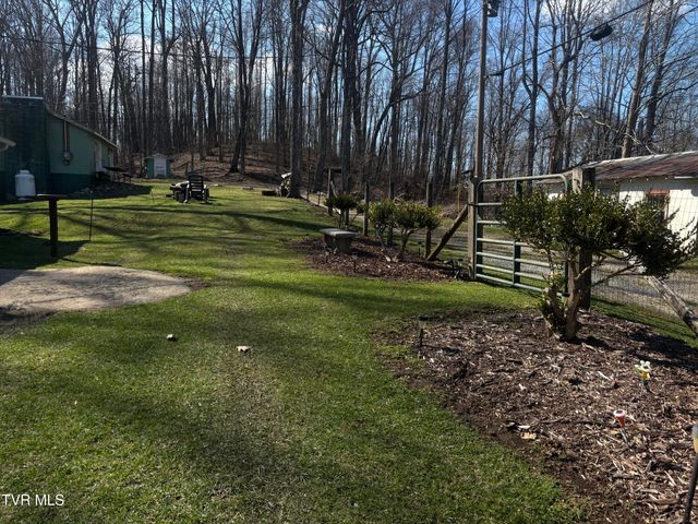 306 Black Hill Drive, Coeburn, VA 24230