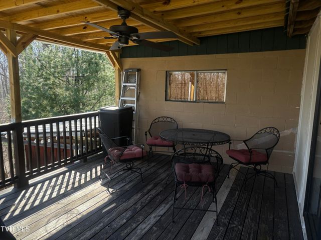 306 Black Hill Drive, Coeburn, VA 24230