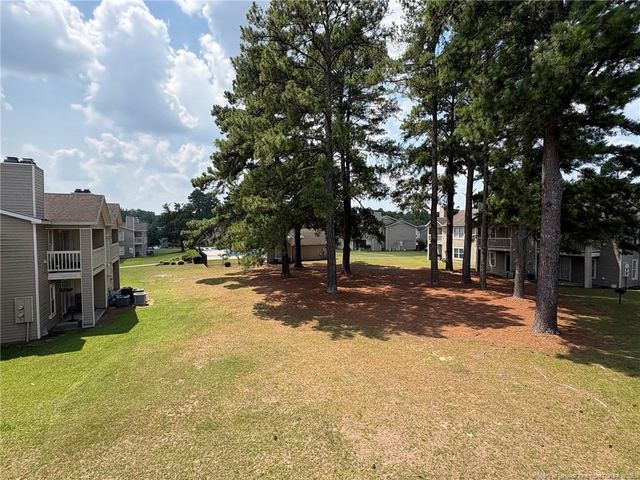 676 Bartons Landing Place 5, Fayetteville, NC 28314