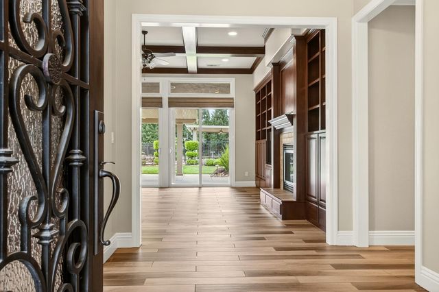 5370 Tudor Rose Gln, Stockton, CA 95212