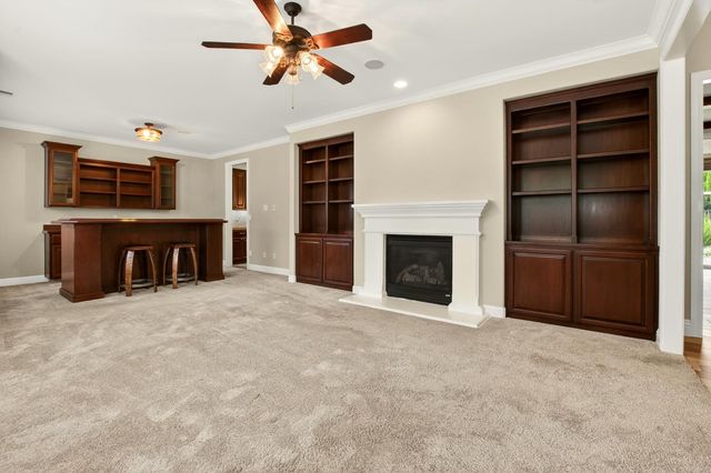 5370 Tudor Rose Gln, Stockton, CA 95212