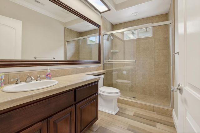 5370 Tudor Rose Gln, Stockton, CA 95212