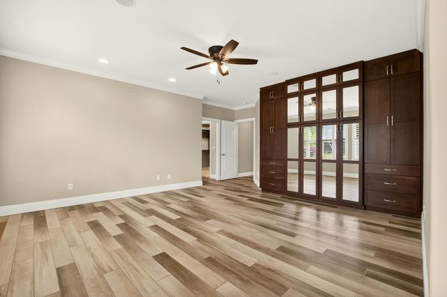 5370 Tudor Rose Gln, Stockton, CA 95212