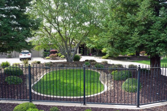 5370 Tudor Rose Gln, Stockton, CA 95212