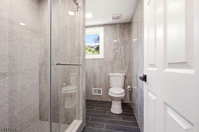 48 Petersburg Rd, Independence Twp., NJ 07840
