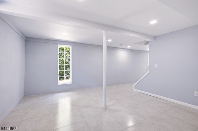 48 Petersburg Rd, Independence Twp., NJ 07840