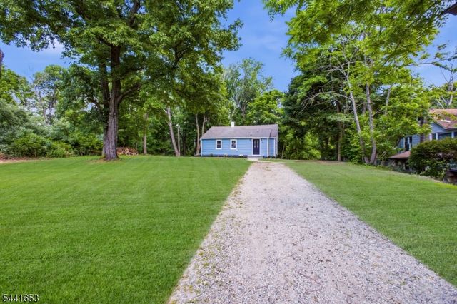 48 Petersburg Rd, Independence Twp., NJ 07840