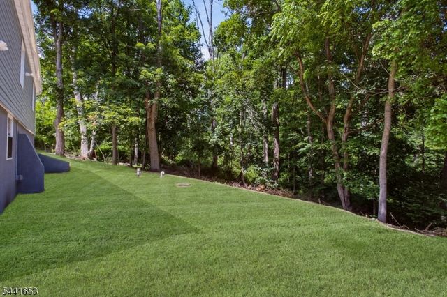 48 Petersburg Rd, Independence Twp., NJ 07840